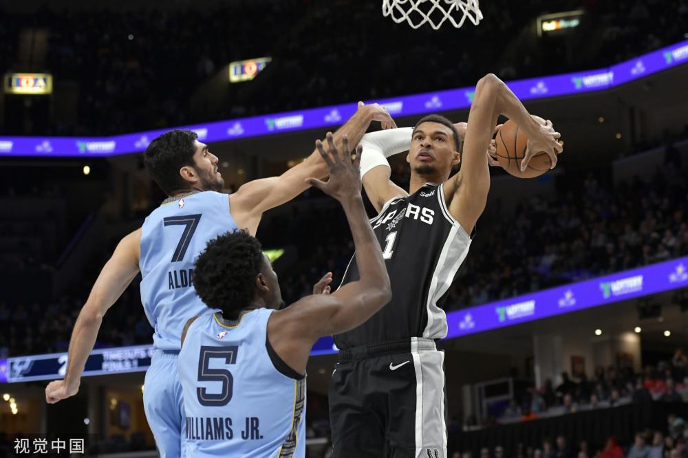 在面对对手 在面对对手