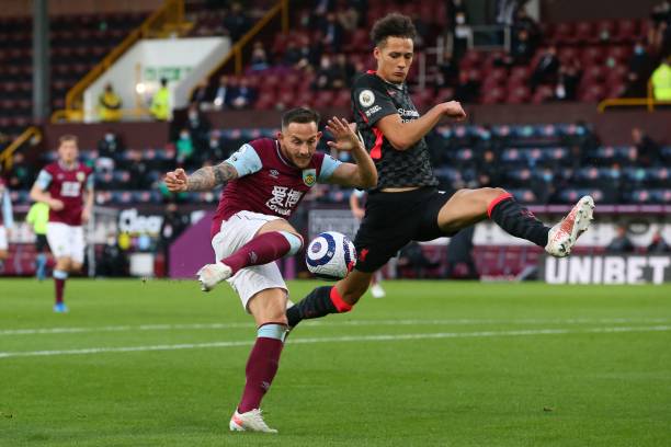 平均收入明 平均收入明